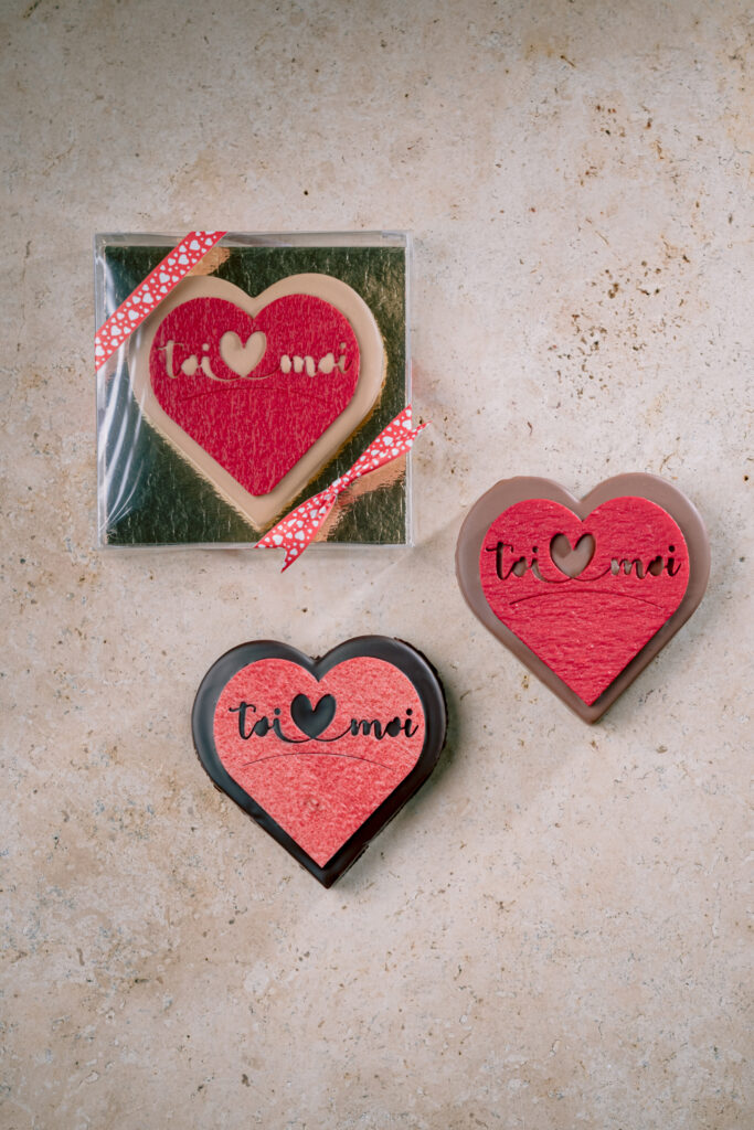 Bouchées de la Saint Valentin avec un coeur rouge Toi&Moi