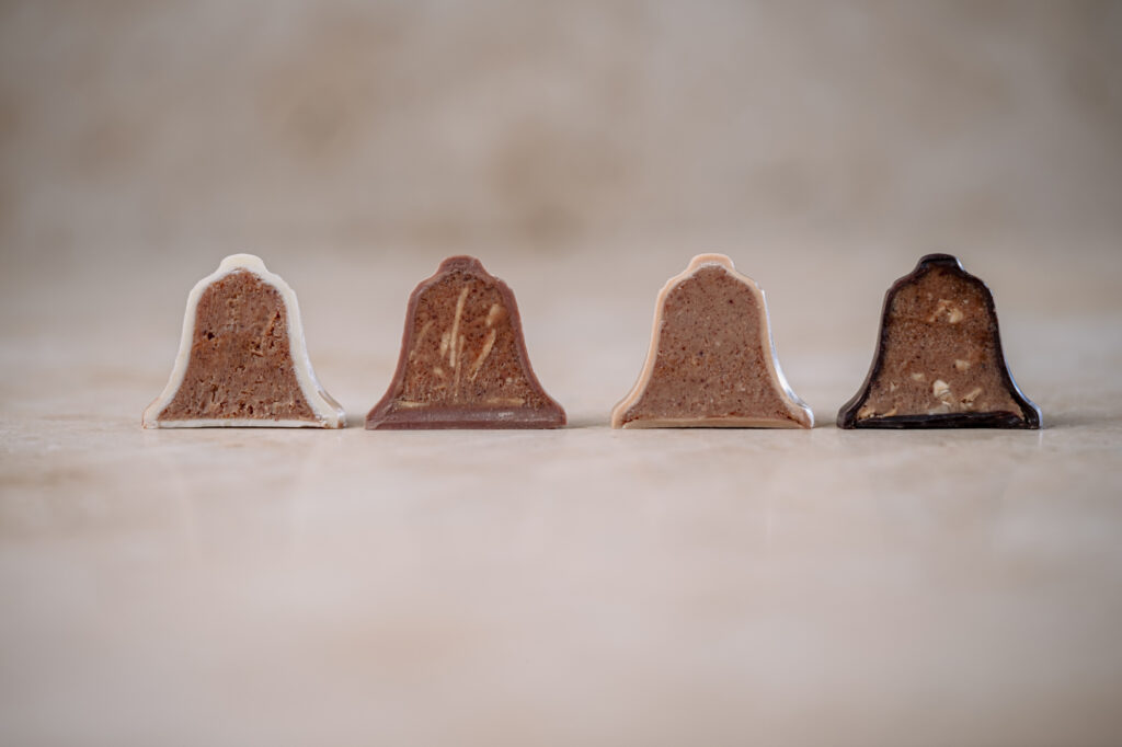 cloches avec praliné découpées